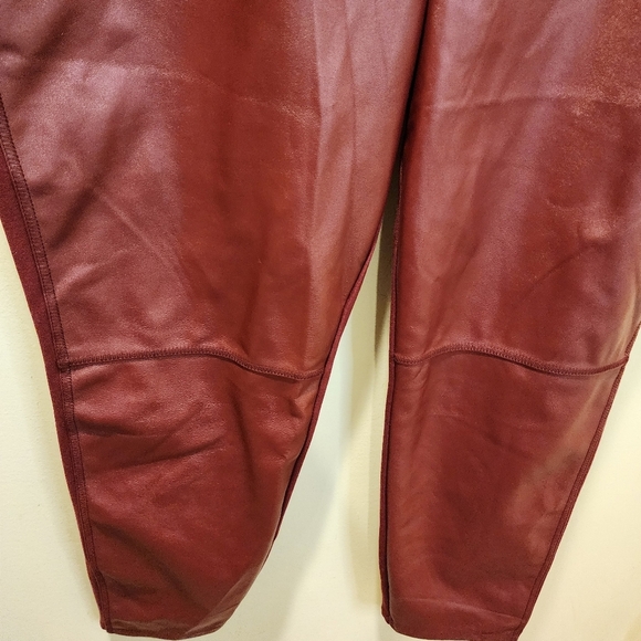 ROAMAN'S Women's Burgundy Faux Leather Elastic Waisted Pants plus size 22/24 - Picture 6 of 9